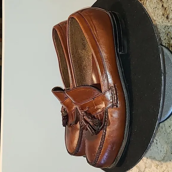 Good Year Kiltie steeltoed  Loafers with tassels. sz.11M (#1076)brown made USA