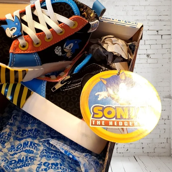 Groundup Sonic the Hedgehog High-Top Sneakers
