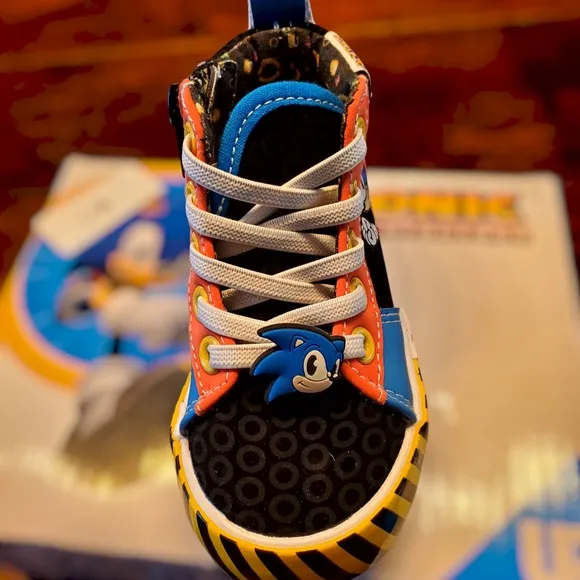 Groundup Sonic the Hedgehog High-Top Sneakers