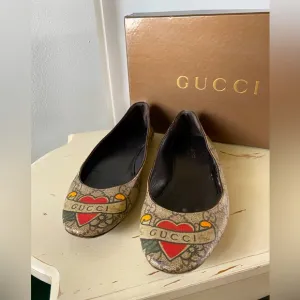Gucci Heart Ballet Flats Size