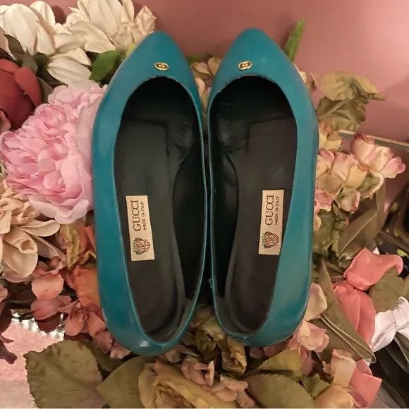 Gucci vintage Blue Green Flats Sleek Loafers