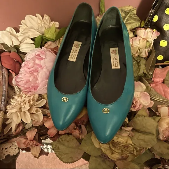 Gucci vintage Blue Green Flats Sleek Loafers