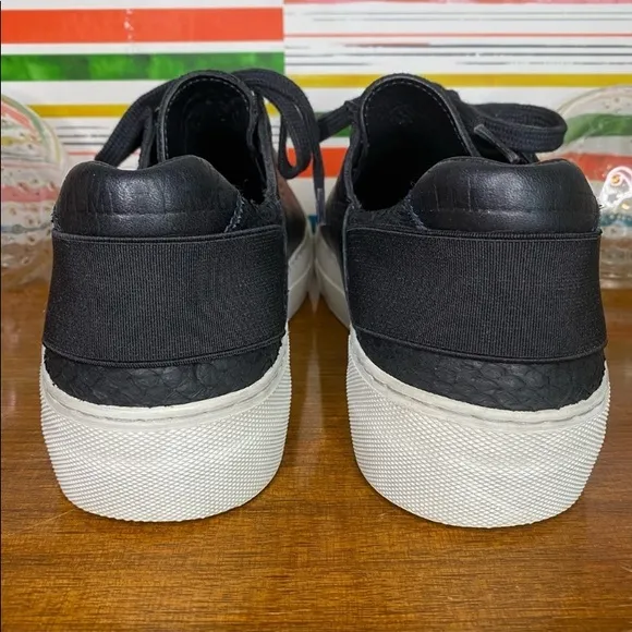 Helmet Lang Leather Low Top Sneaker size 37