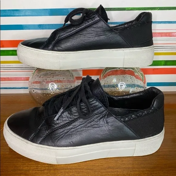 Helmet Lang Leather Low Top Sneaker size 37