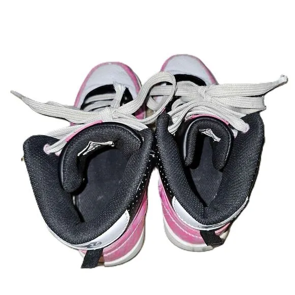 High Top Sneakers Mattel Barbie Pink And Black Lace Up Size 1y