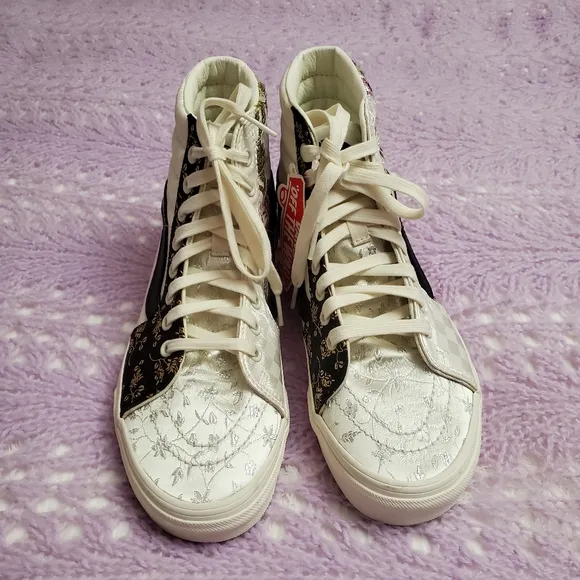 High Top Vans Floral Patchwork Style Sneakers Size 9 Boho Chic Classic