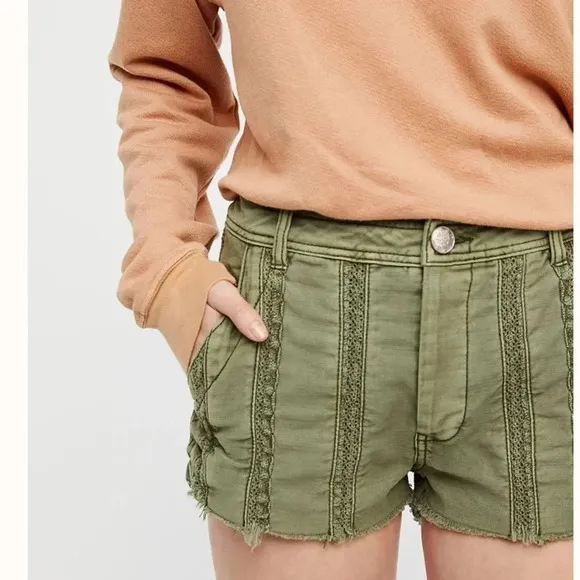 ❤️‍🔥HOST PICK❤️‍🔥 Free People Great Expectations Lace shorts NWT!