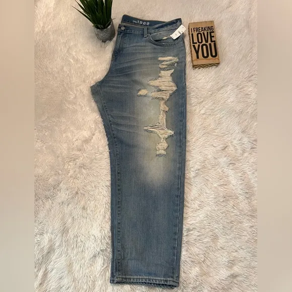 🎉HP🎉Gap 1969 Sexy Boyfriend Jeans