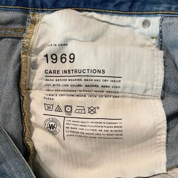 🎉HP🎉Gap 1969 Sexy Boyfriend Jeans