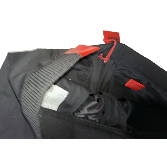 Hugo Super-Flex Size 38R,  4 Way Stretch, Black NWT-611