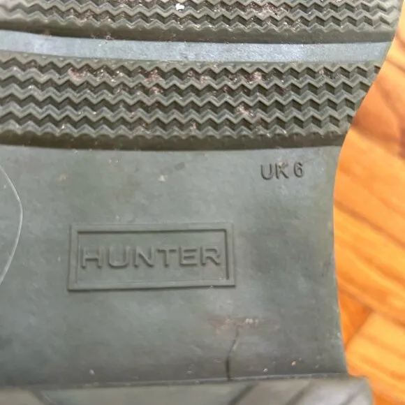Hunter Insulated Commando Boots, size 8