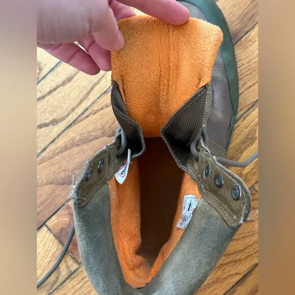 Hunter Insulated Commando Boots, size 8