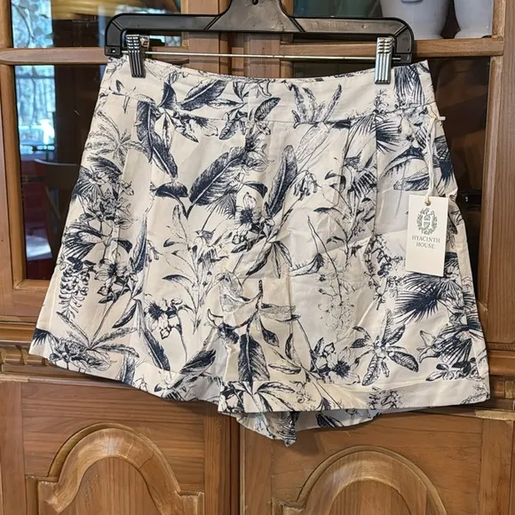 HYACINTH HOUSEWhimsical Navy Floral Brooks Shorts