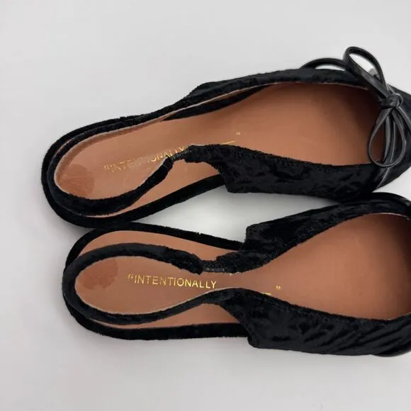 Intentionally Blank Flats Womens size 7 Velvet Slingback Pointed Black Bow