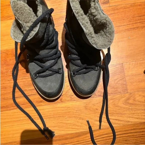 Isabel Marant Black Shearling-Lined Snow Boots