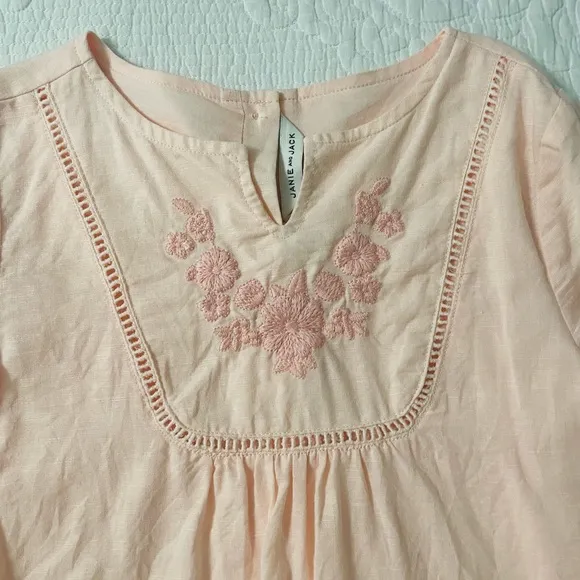 Janie and Jack EMBROIDERED RUFFLE SLEEVE DRESS