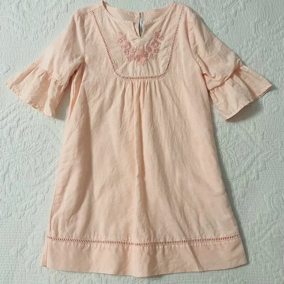 Janie and Jack EMBROIDERED RUFFLE SLEEVE DRESS