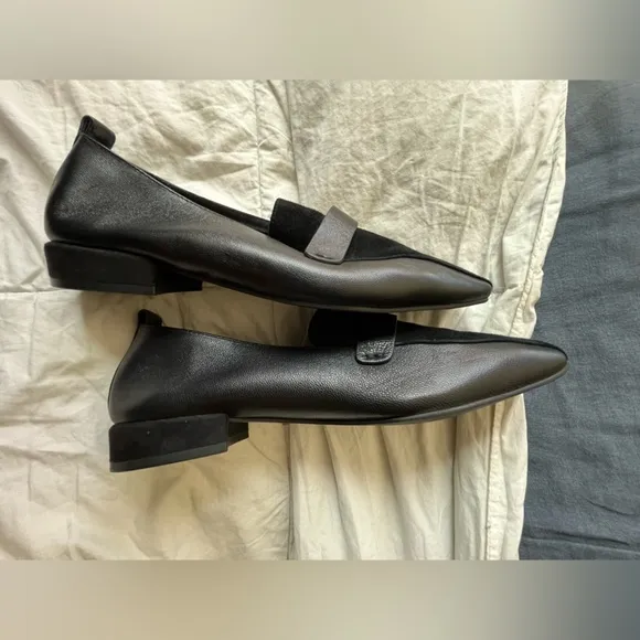 Jeffrey Campbell Moritz flat loafer size 8 EUC
