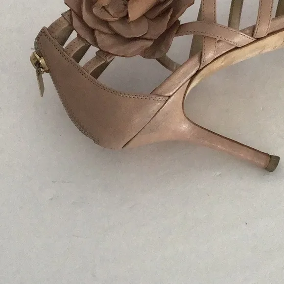 💥💥JIMMY CHOO 💥💥.            STRAPPY SANDALS