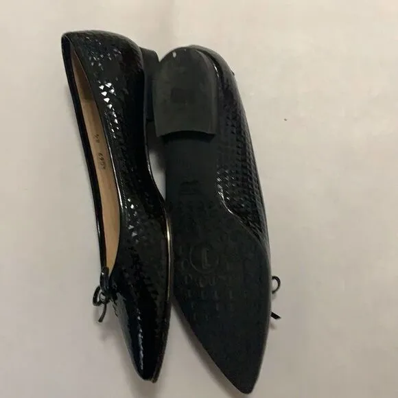JON  JOSEF PATENT LEATHER FLATS‎ SIZE 8 1/2