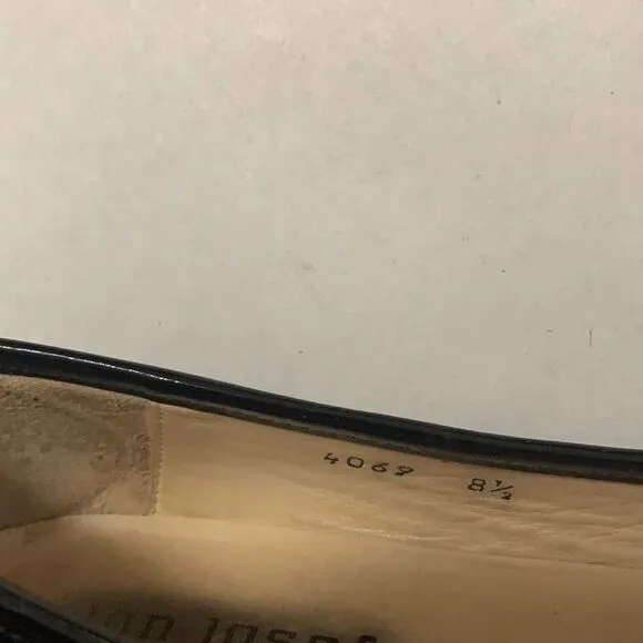 JON  JOSEF PATENT LEATHER FLATS‎ SIZE 8 1/2