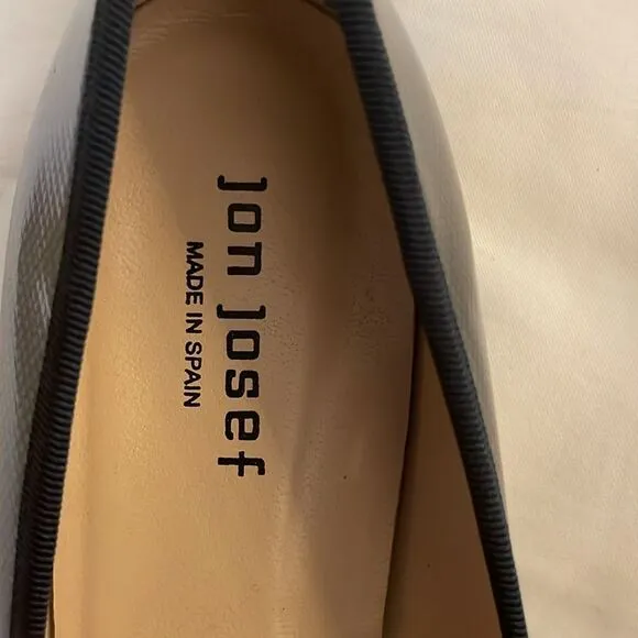 JON JOSEF BEAUTIFUL BALLET FLATS.   BOW FRONT.  NEW IN BOX