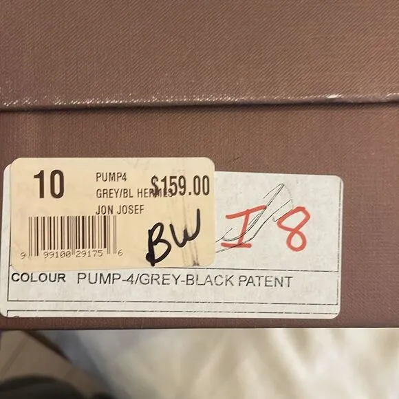 JON JOSEF BEAUTIFUL BALLET FLATS.   BOW FRONT.  NEW IN BOX