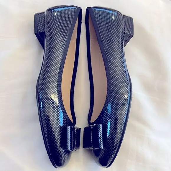 JON JOSEF BEAUTIFUL BALLET FLATS.   BOW FRONT.  NEW IN BOX