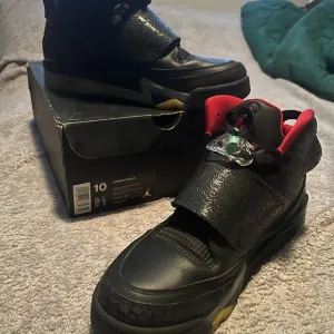 Jordan Black and Red High-Top Sneakers “they are real”