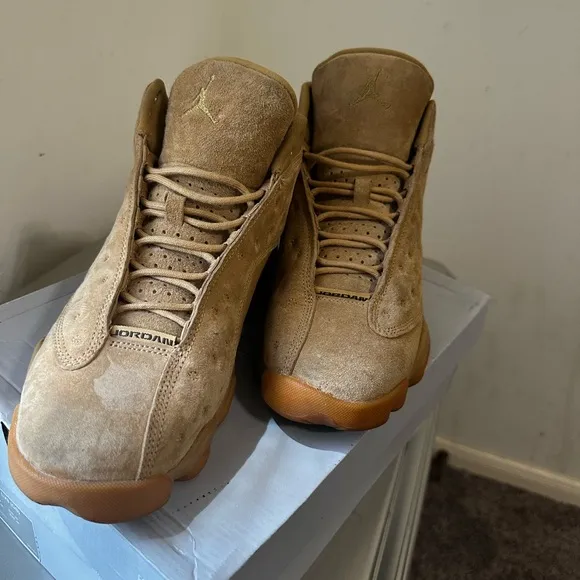 Jordan Tan Sneakers High-Top Quilted Design