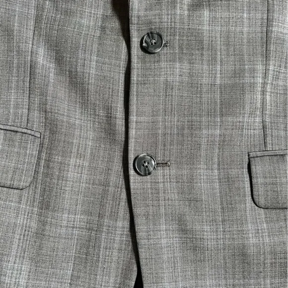 JOS. A. BANK GRAY PLAID TAILORED FIT WOOL BLAZER / SPORTS COAT SIZE 40R