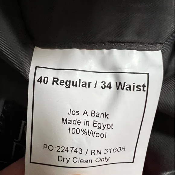 JOS. A. BANK GRAY PLAID TAILORED FIT WOOL BLAZER / SPORTS COAT SIZE 40R