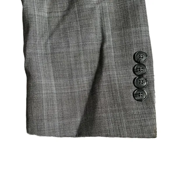 JOS. A. BANK GRAY PLAID TAILORED FIT WOOL BLAZER / SPORTS COAT SIZE 40R