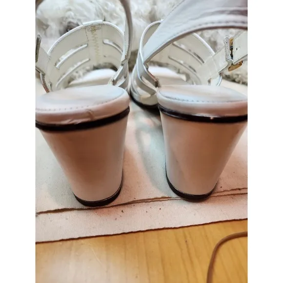 joyce Vintage White Leather Strappy Sandals Cat's Paw Heels Size 6.5 Block Heel