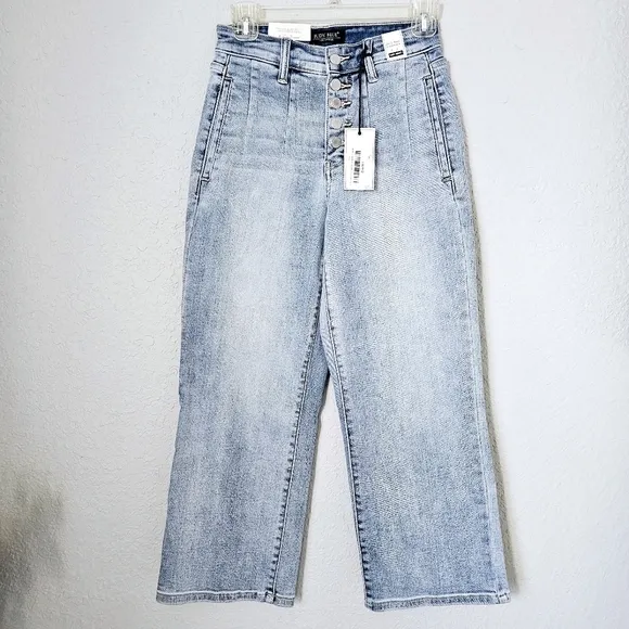 Judy Blue HR Vintage Wash Button Fly Pleated Wide Leg Cropped Jeans 1/25 NWT