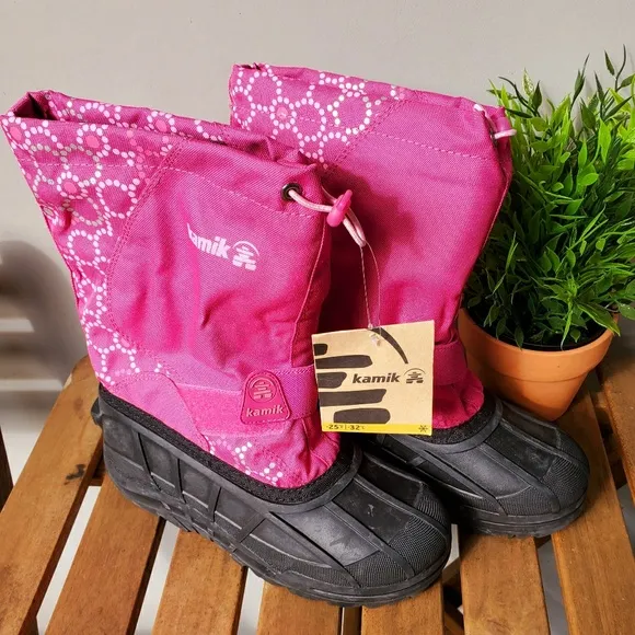 Kamik Girls Pink Insulated Snow Boots