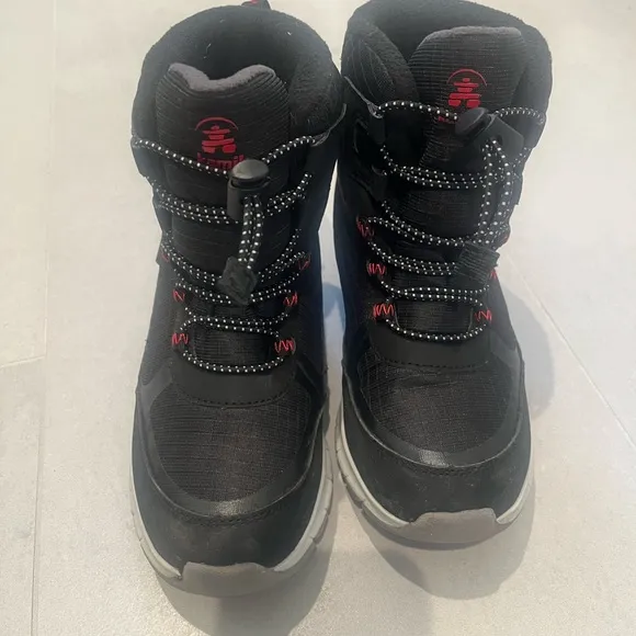 Kamik Kids Rockies insulated boots SIZE 3 - great condition!