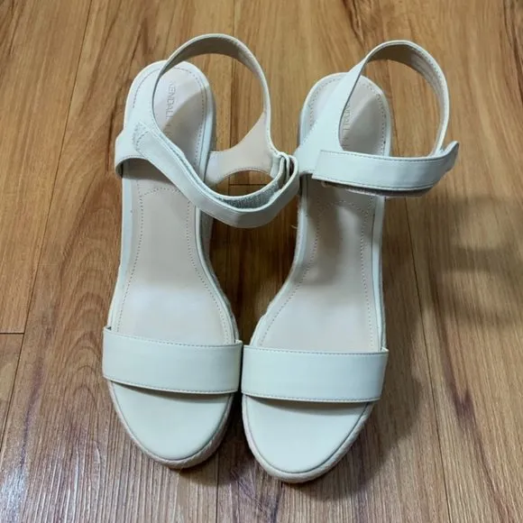 Kendall   Kylie Grand Platform Espadrille Wedges