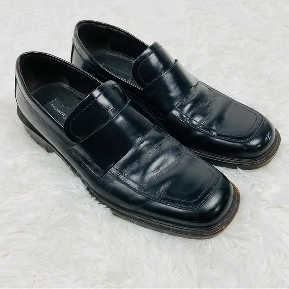KENNETH COLE made in italy black leather mens flat loafers dress shoes size 9.5