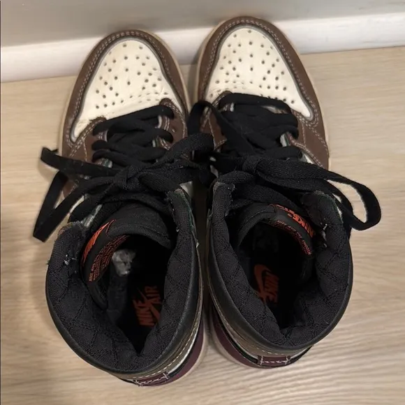 Kids High-Top Sneakers - Brown and White