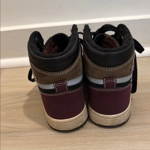 Kids High-Top Sneakers - Brown and White