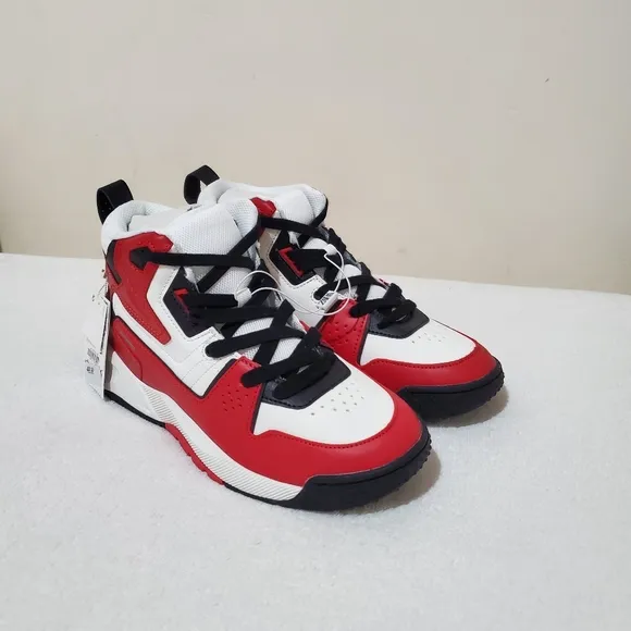 KIDS/ MULTI-PIECE HIGH TOP SNEAKERS Size 6