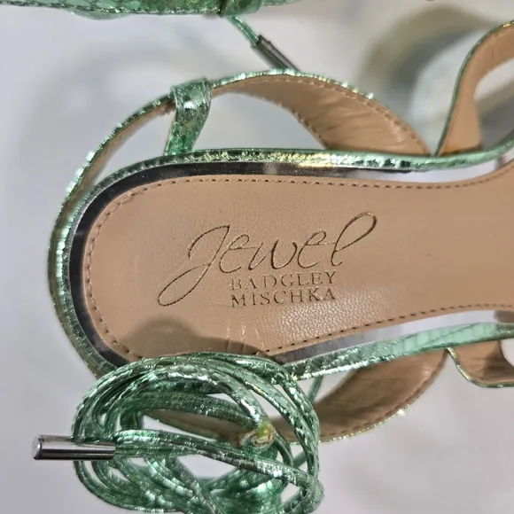 L Jewel Badgley Mischka Nolin Metallic Green Ankle Wrap Thong Sandals Heels Sz 6