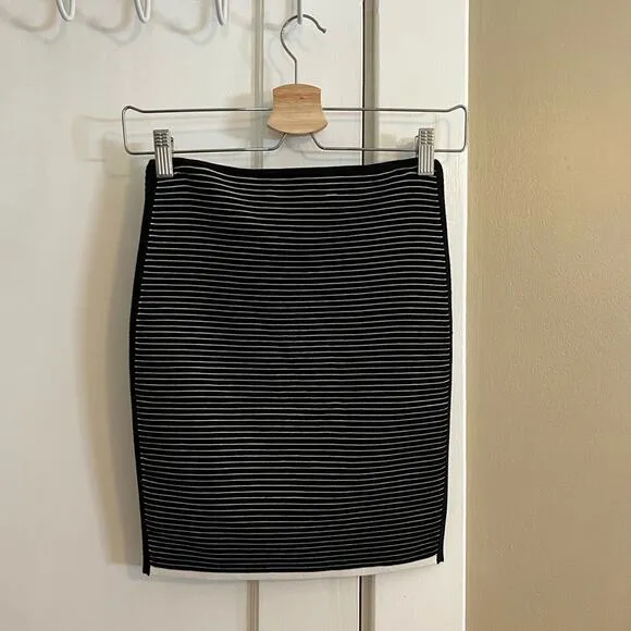 La ligne black and white striped body con bandage skirt