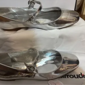 Larroude Blair Ballet Flats Siver Mirror 6.5