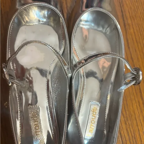 Larroude Blair Ballet Flats Siver Mirror 6.5