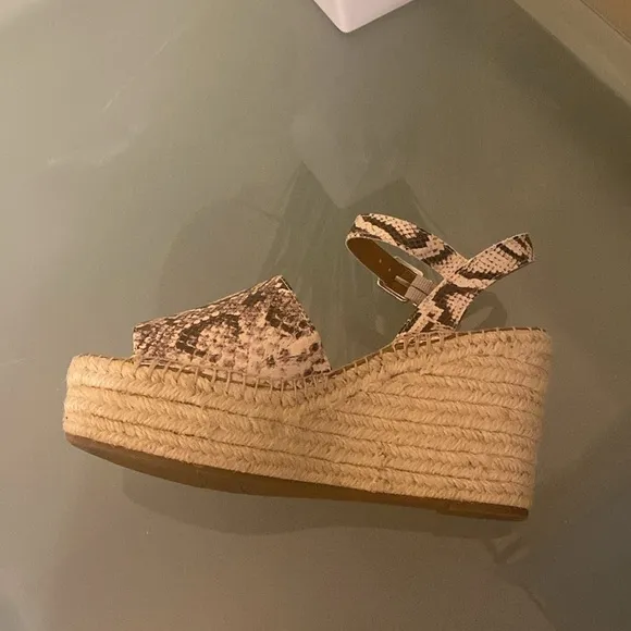 Like NEW Franco Sarto Takara Leather Animal Print Espadrille Sandals Size 8