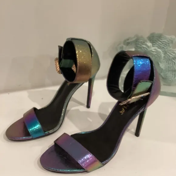 Liliana Heels Strappy Synth Leather Gorgeous Sandals Heels Crystal buckle 10