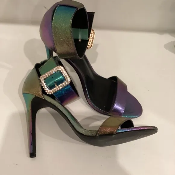 Liliana Heels Strappy Synth Leather Gorgeous Sandals Heels Crystal buckle 10