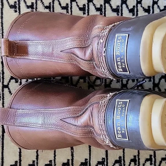 L.L. Bean Sheepskin Lined 8 Eyelet Brown Leather Bean Boots Size 7 N